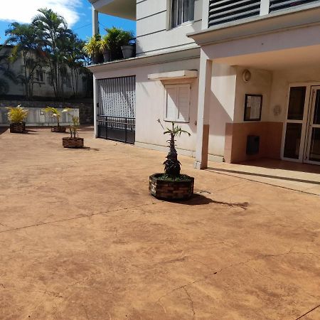 Sainte-Clotilde Appartement T3 Proche Aeroport Et Nordev מראה חיצוני תמונה